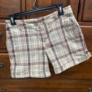 🎄JUST REDUCED🎄 Women’s Sonoma Plaid Shorts